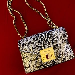 Michael Kors MINI Shoulder Crossbody Bag
Exotic Embossed Leather.